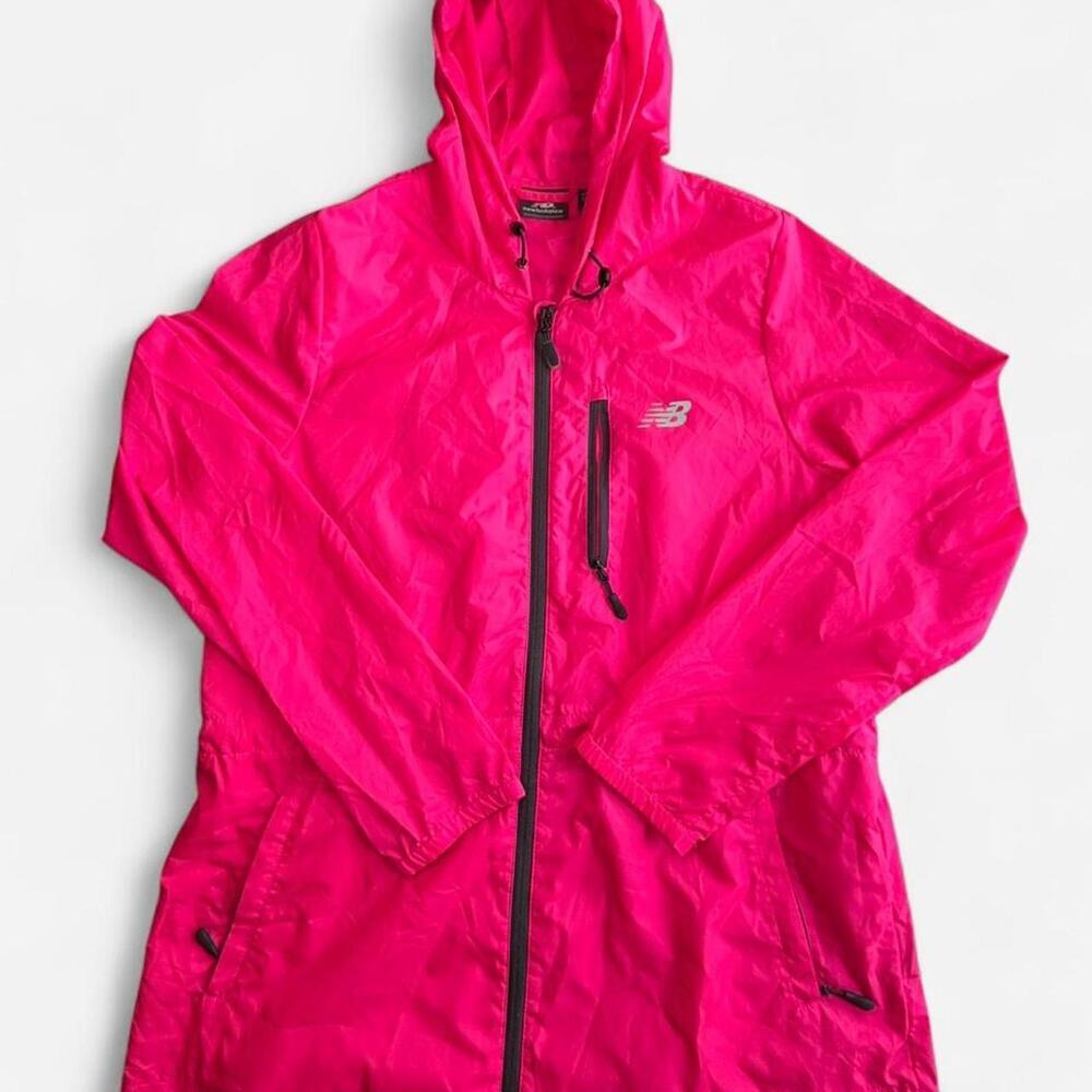 NEW BALANCE Women's Windbreaker M Pink Sporty Lightweight Jacket